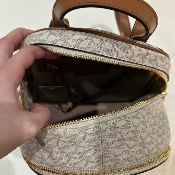 Michael Kors Rhea Medium Signature Logo Backpack in Light Cream Multi - Picture 10 of 16